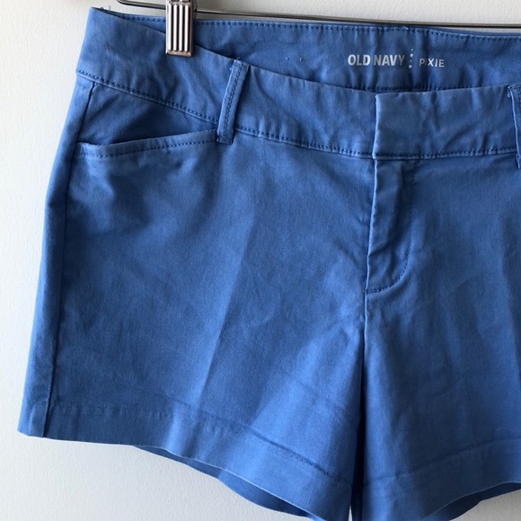 Old Navy Blueberry Cargo Mid Rise Shorts - Picture 4 of 4